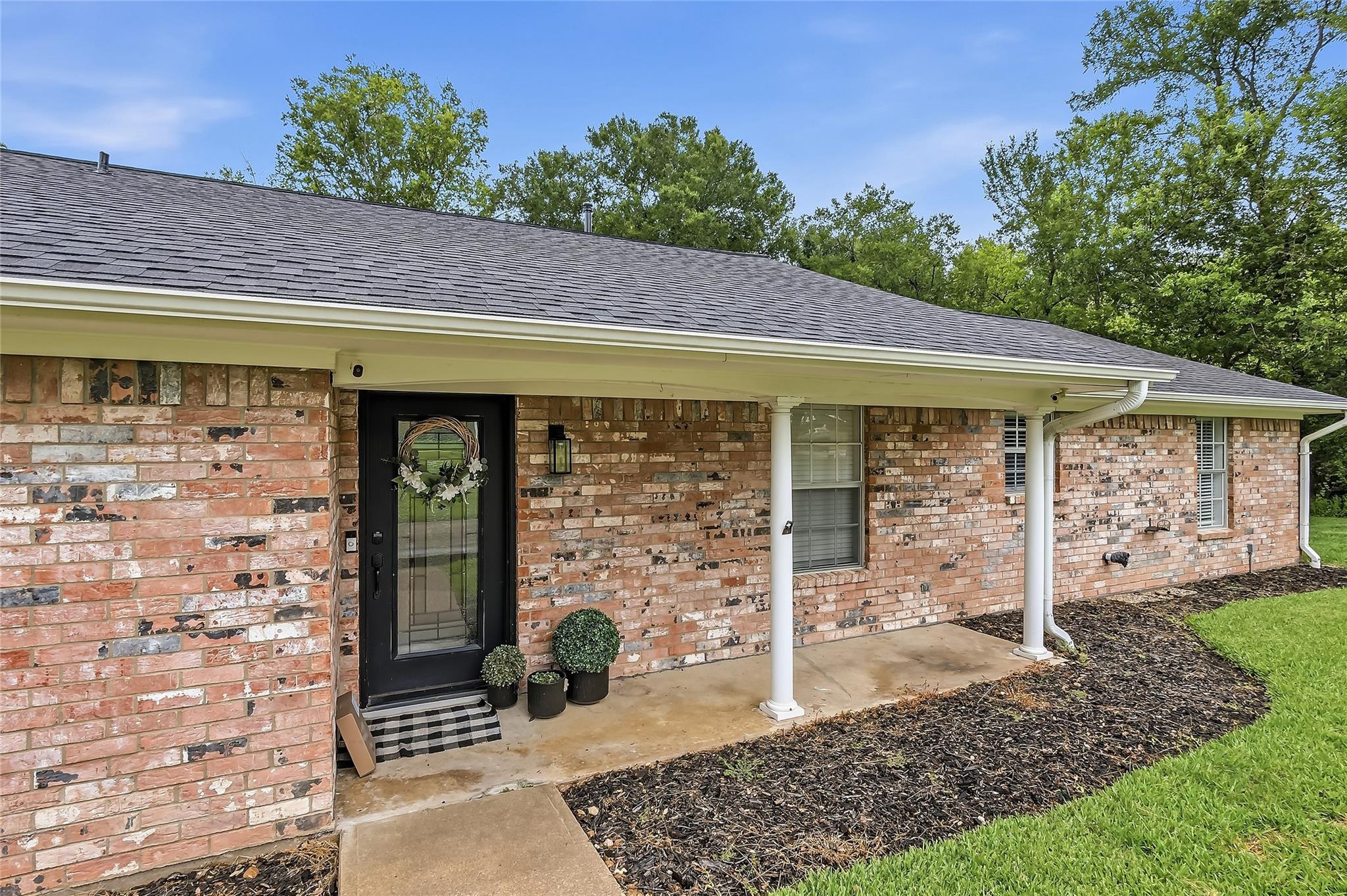 906 Standley Road
