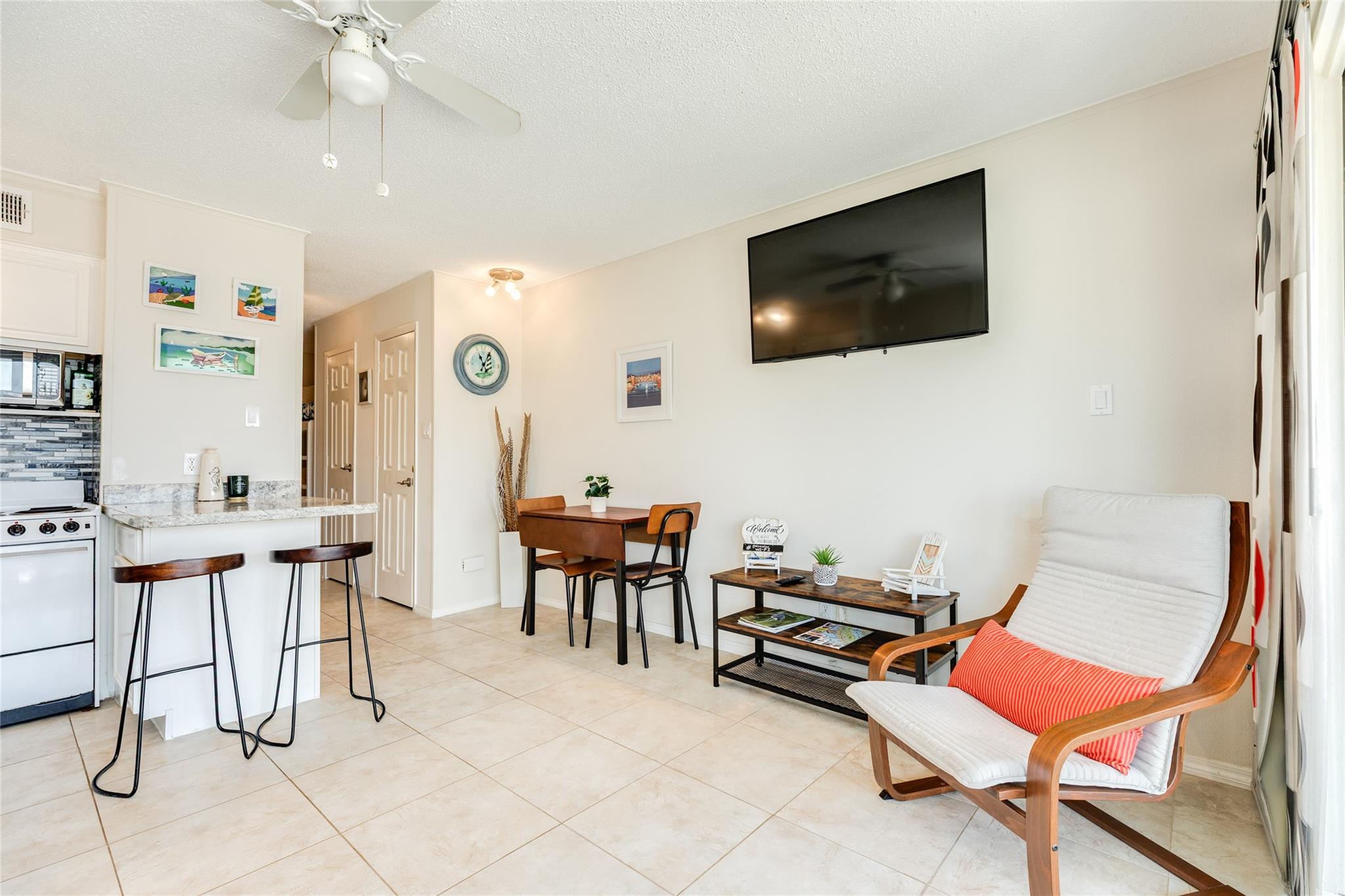 6102 Seawall Boulevard 278