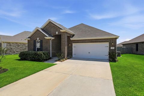Photo of 12830 Pear Orchard Drive, Houston, TX 77044 (MLS # 43802121)