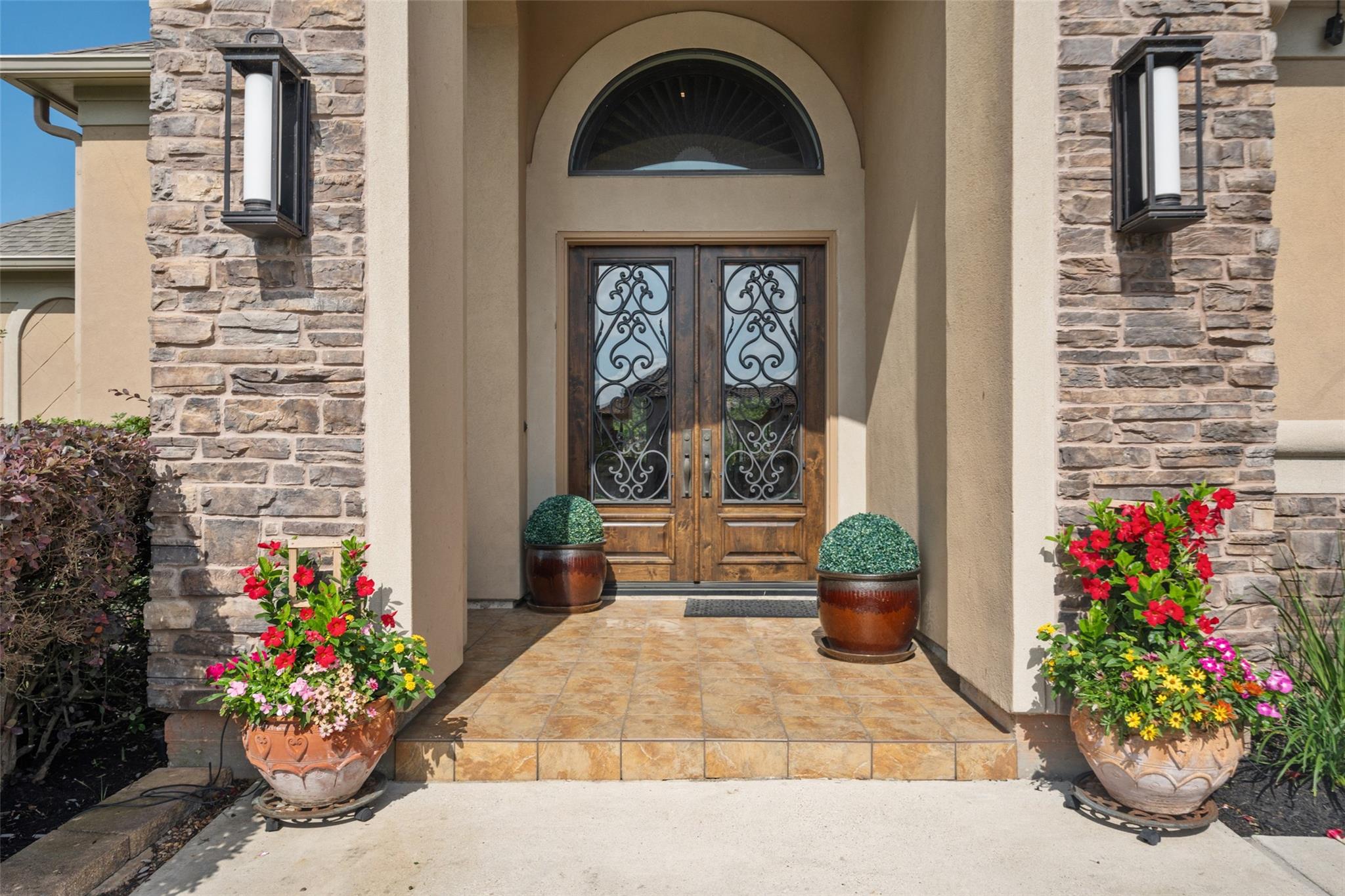 123 Bentwater Bay Drive