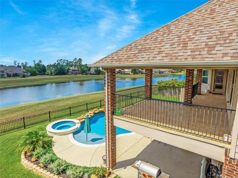 Photo of 2746 Lake Shadow Drive, Conroe, TX 77385 (MLS # 32113193)