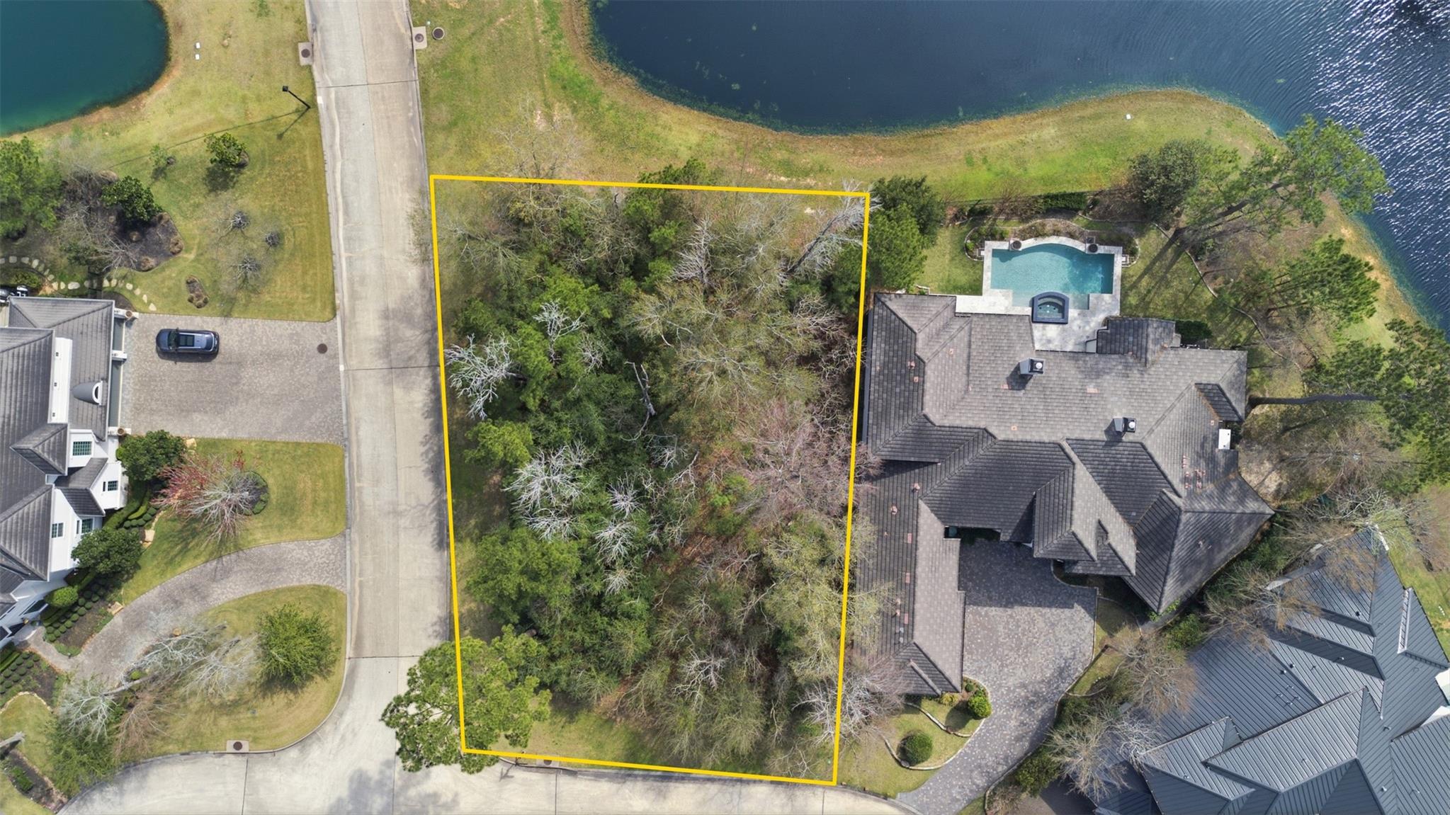 3 S Bayou Club Court