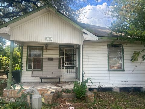 Photo of 2715 Chapman Street, Houston, TX 77009 (MLS # 94692817)