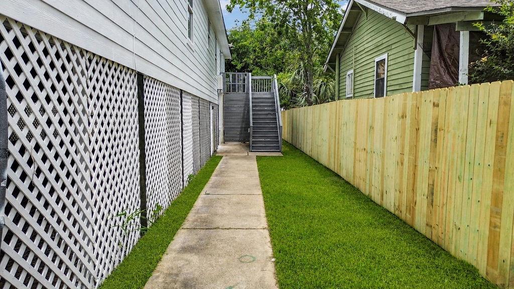 5306 Avenue M 1/2