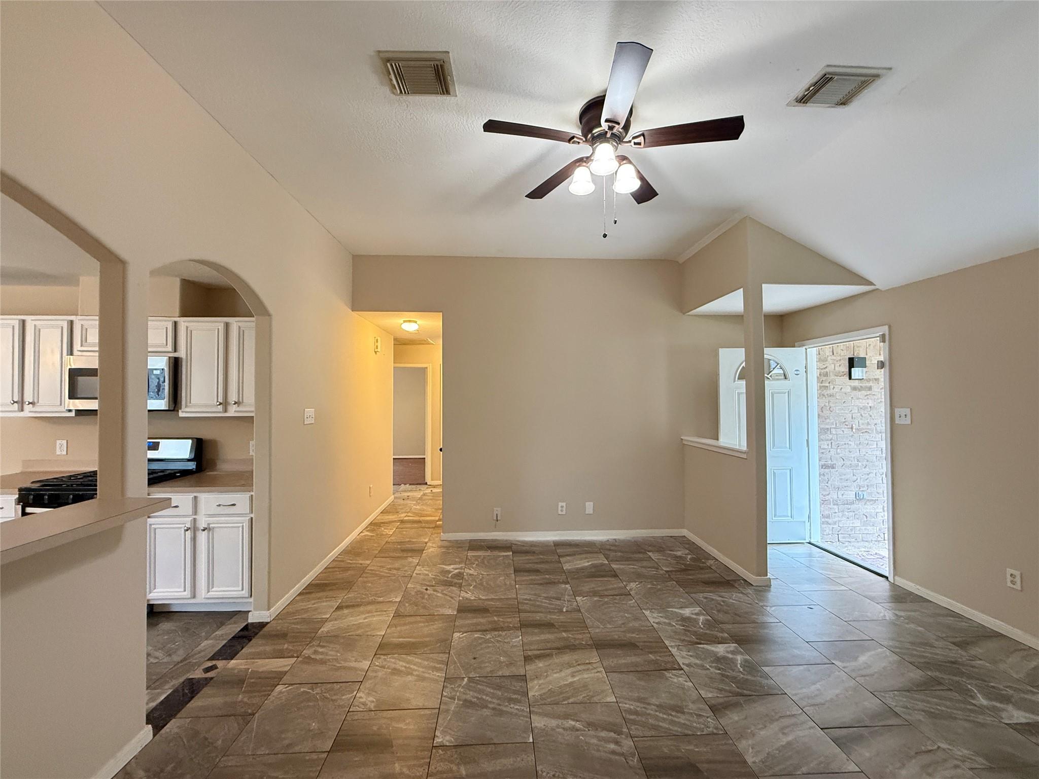 19318 Grand Colony Court