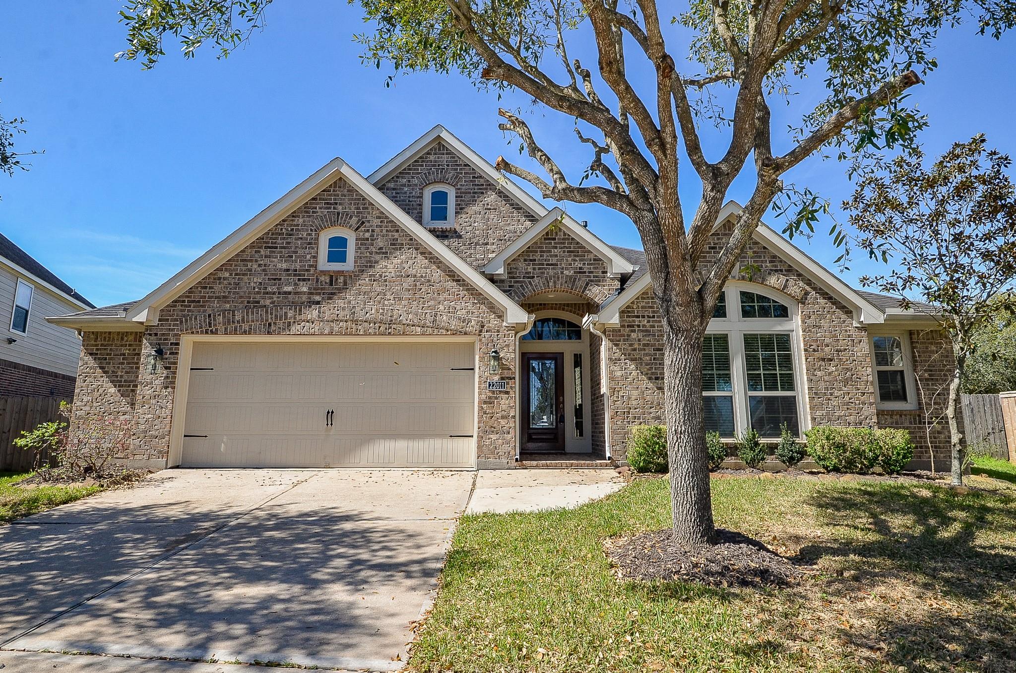 22011 Larchmont Court