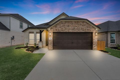 Photo of 5626 Toledo Pines Lane, Katy, TX 77449 (MLS # 39063055)