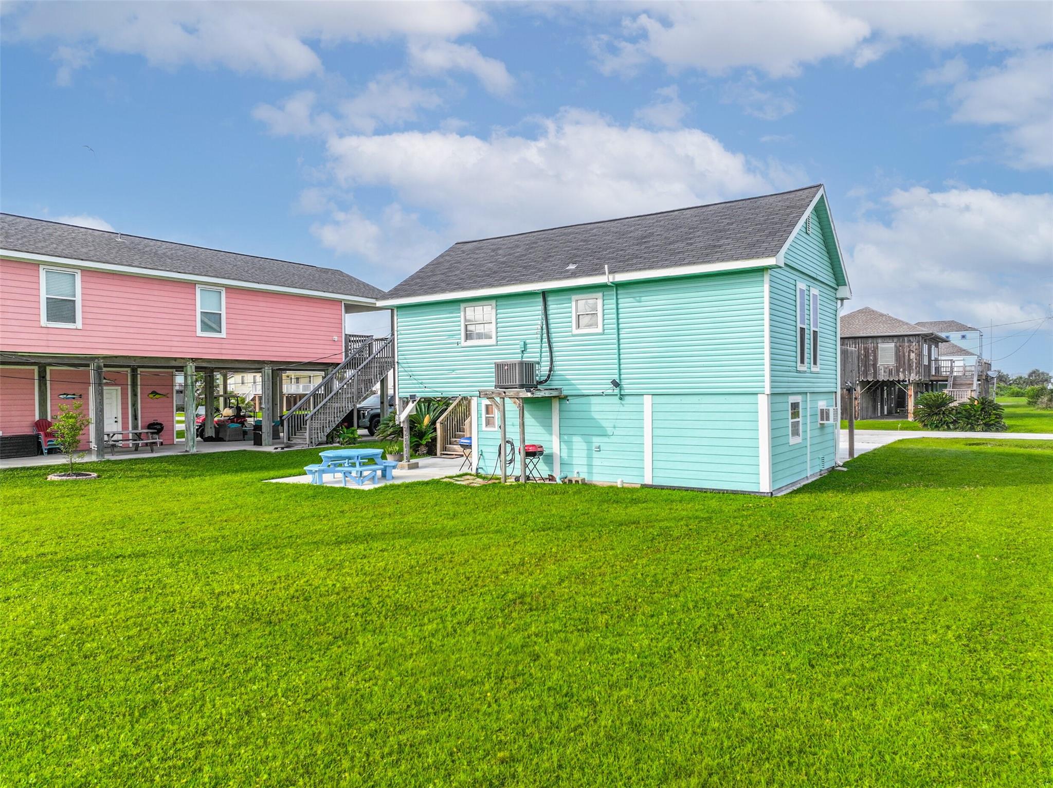 4126 Reeves Drive