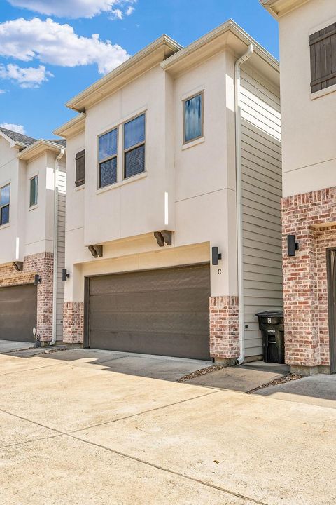 Photo of 806 Thornton Road #C, Houston, TX 77018 (MLS # 8635270)