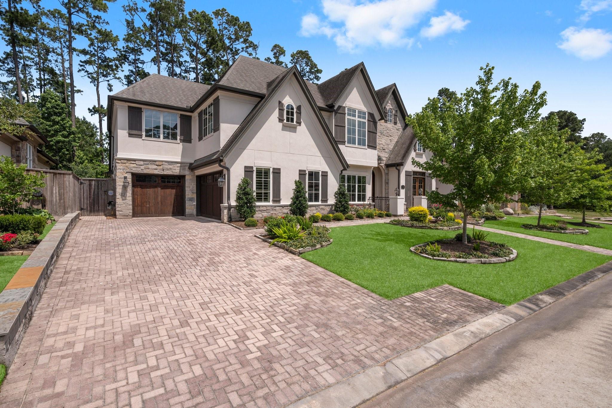 13 Honey Daffodil Place
