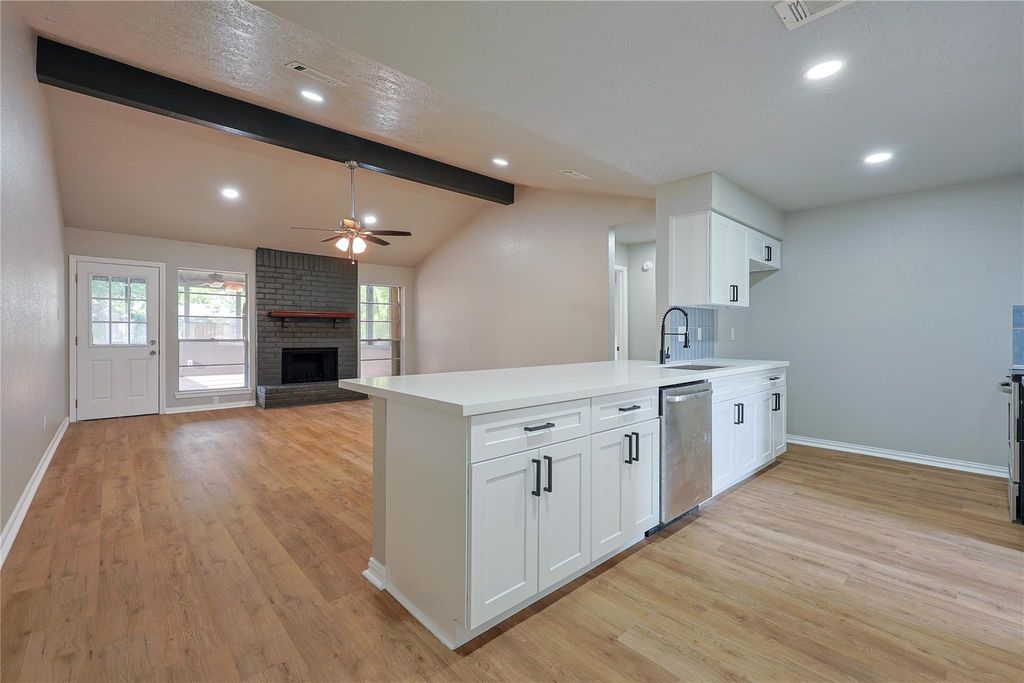 Photo of 6208 Silver Leaf Drive, League City, TX 77573 (MLS # 41360172)