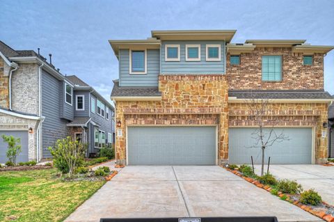 Photo of 1535 Crystal Stream Drive, Missouri City, TX 77459 (MLS # 47641426)