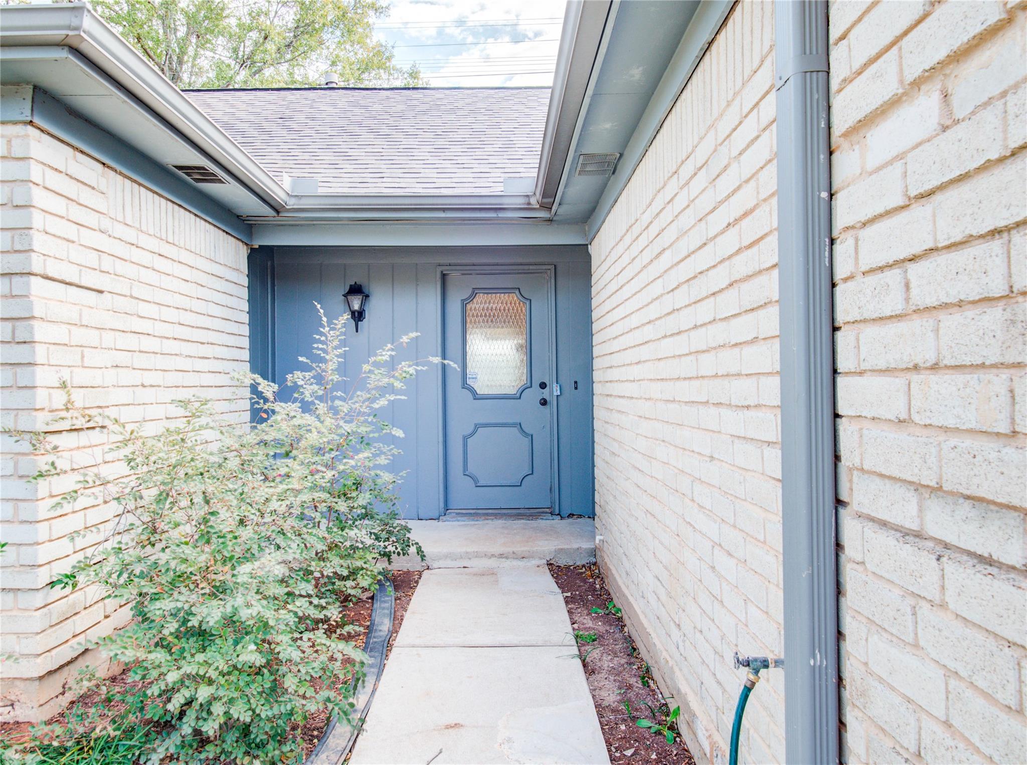 3307 E Heatherock Circle