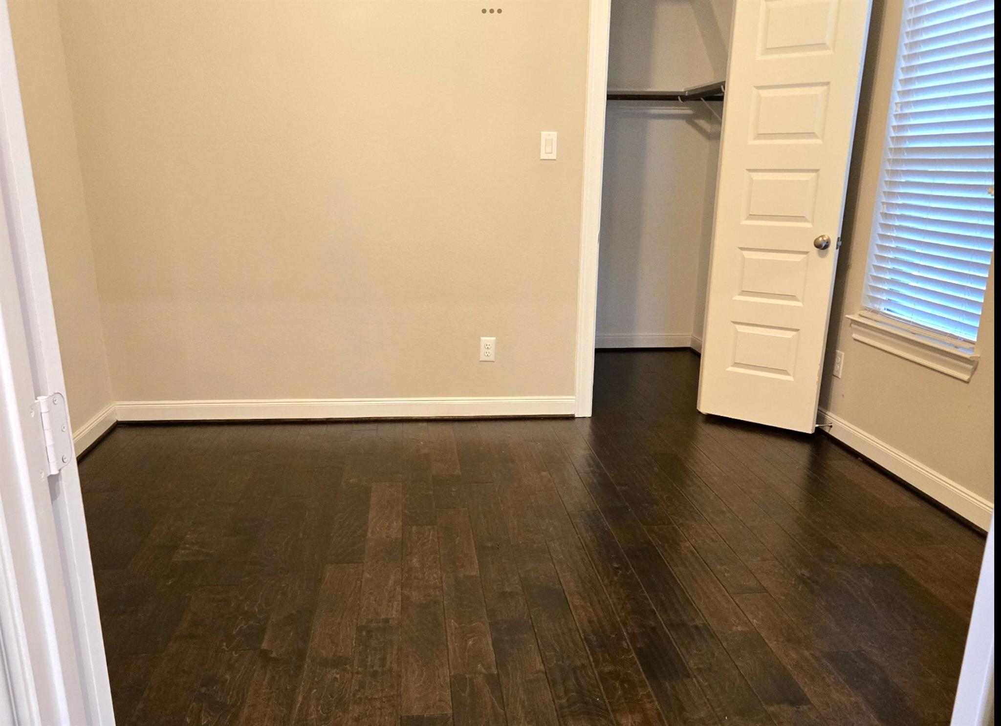 907 Daffodil View Court