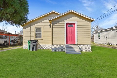 Photo of 10001 Lucore Street #FRONT, Houston, TX 77017 (MLS # 19253735)