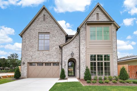 Photo of 1306 Curtin Street, Houston, TX 77018 (MLS # 90008496)