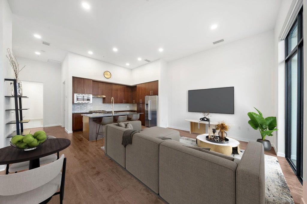 Photo of 4820 Caroline Street #507, Houston, TX 77004 (MLS # 19639925)