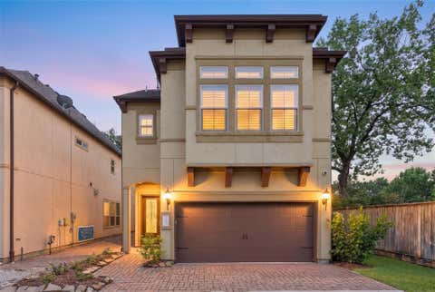 Photo of 2805 Shadow Woods Court, Houston, TX 77043 (MLS # 10719856)