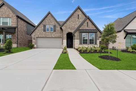 Photo of 11827 Sawgrass Drive, Mont Belvieu, TX 77523 (MLS # 6742863) Photo of 11827 Sawgrass Drive, Mont Belvieu, TX 77523 (MLS # 6742863)