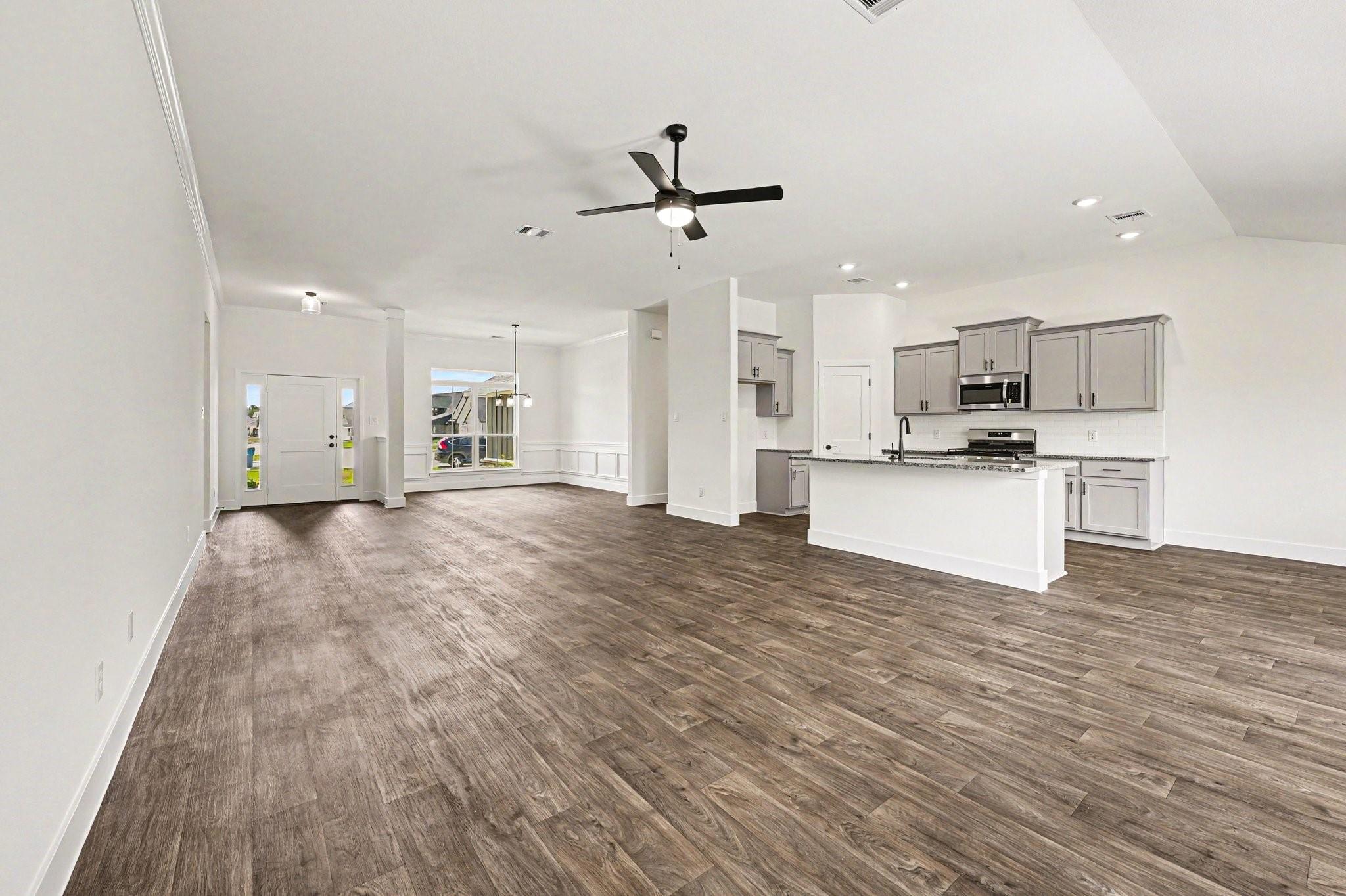 10 Greystone Court