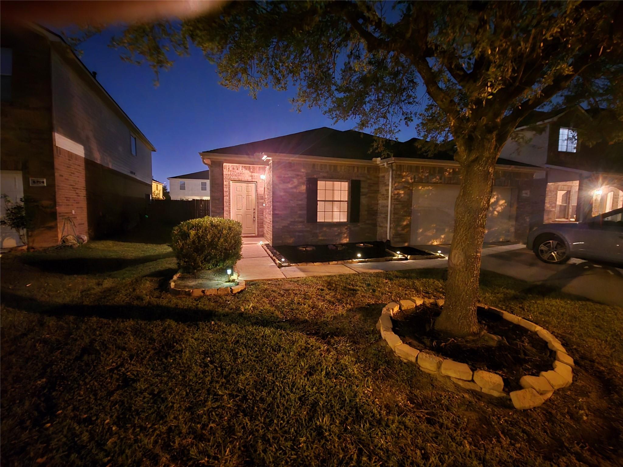 6702 Castle Terrace Court
