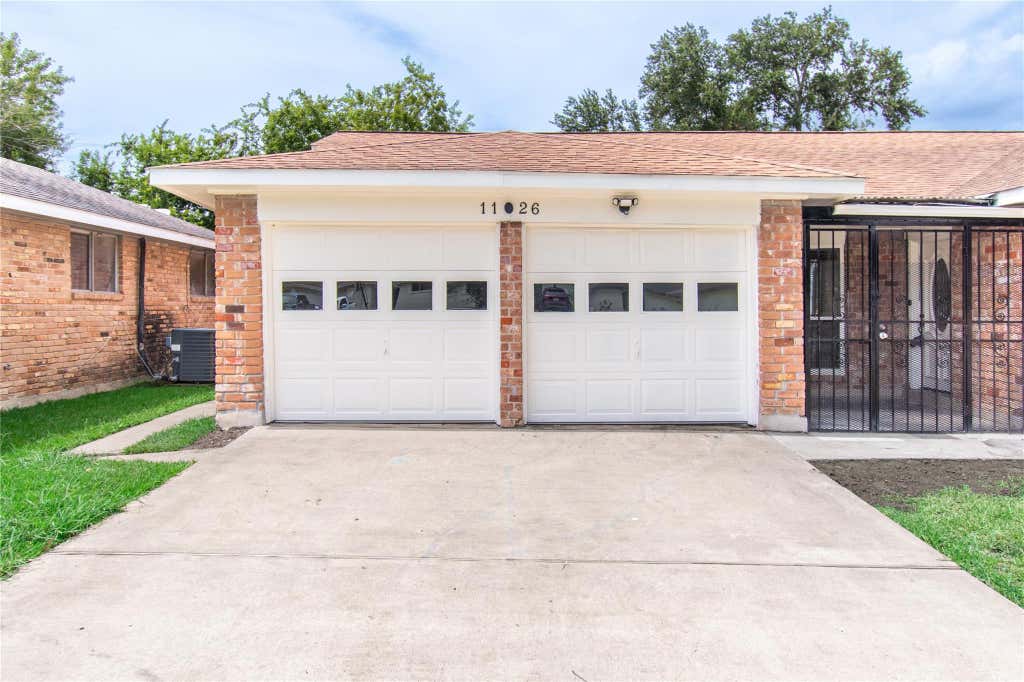Photo of 11026 Sandstone Street, Houston, TX 77072 (MLS # 51505417)