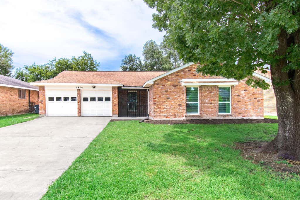 Photo of 11026 Sandstone Street, Houston, TX 77072 (MLS # 51505417)