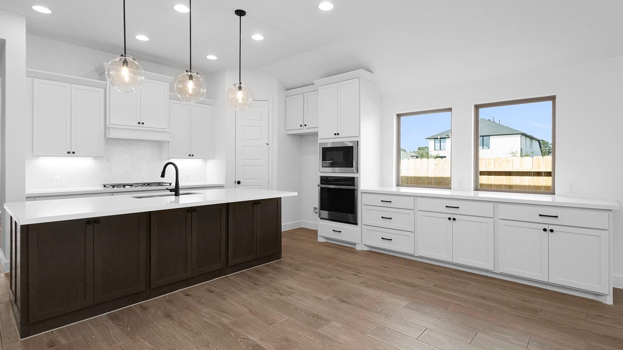 18826 Madonna Lily Court