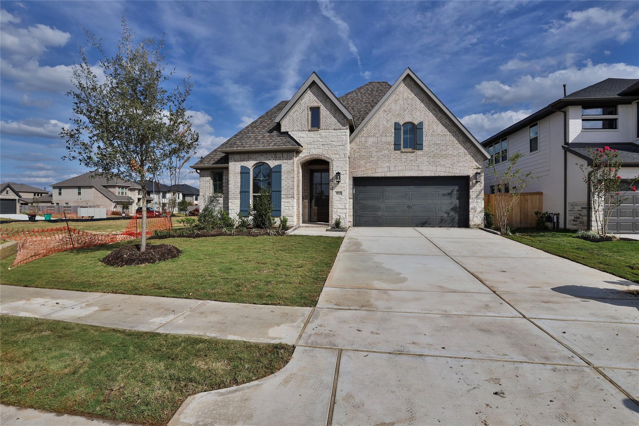 18826 Madonna Lily Court