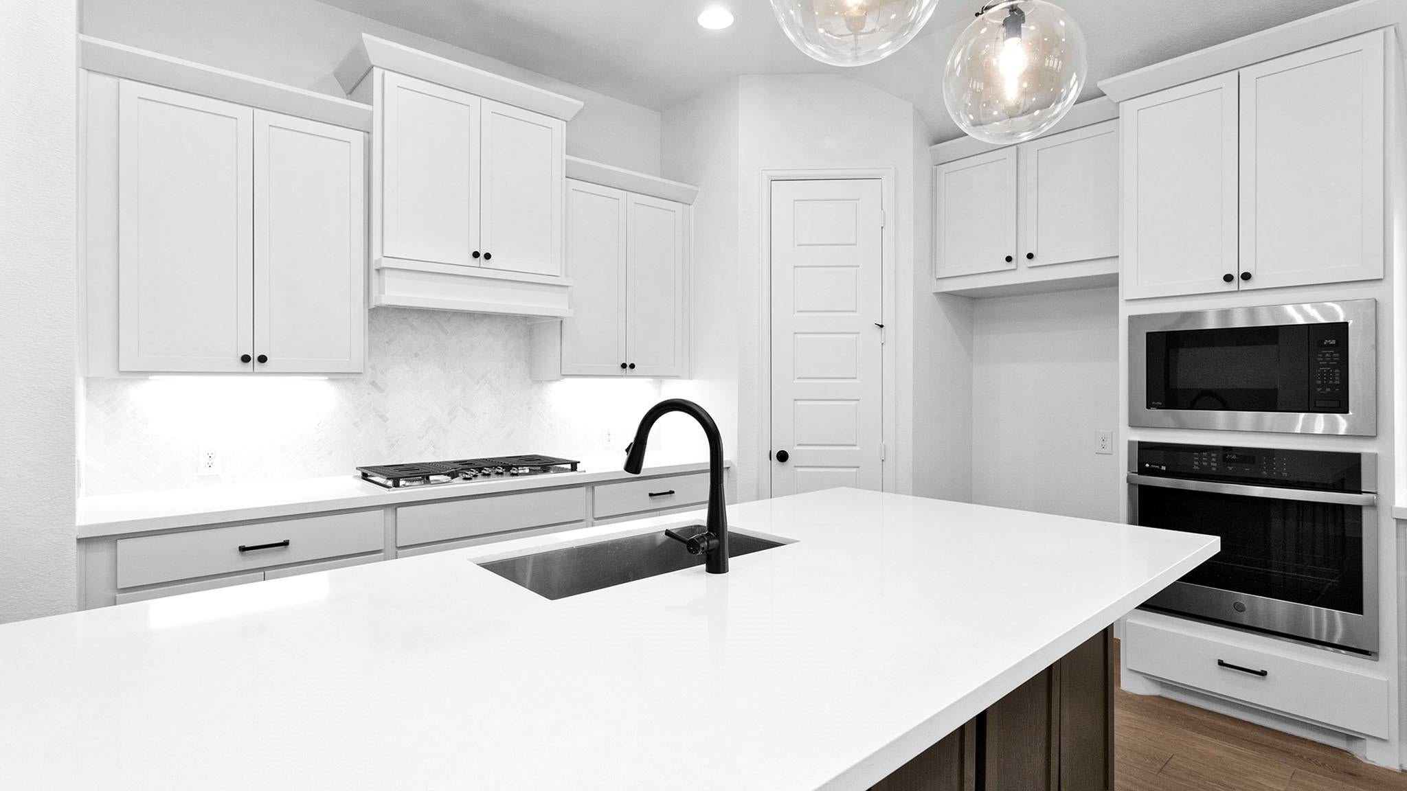 18826 Madonna Lily Court