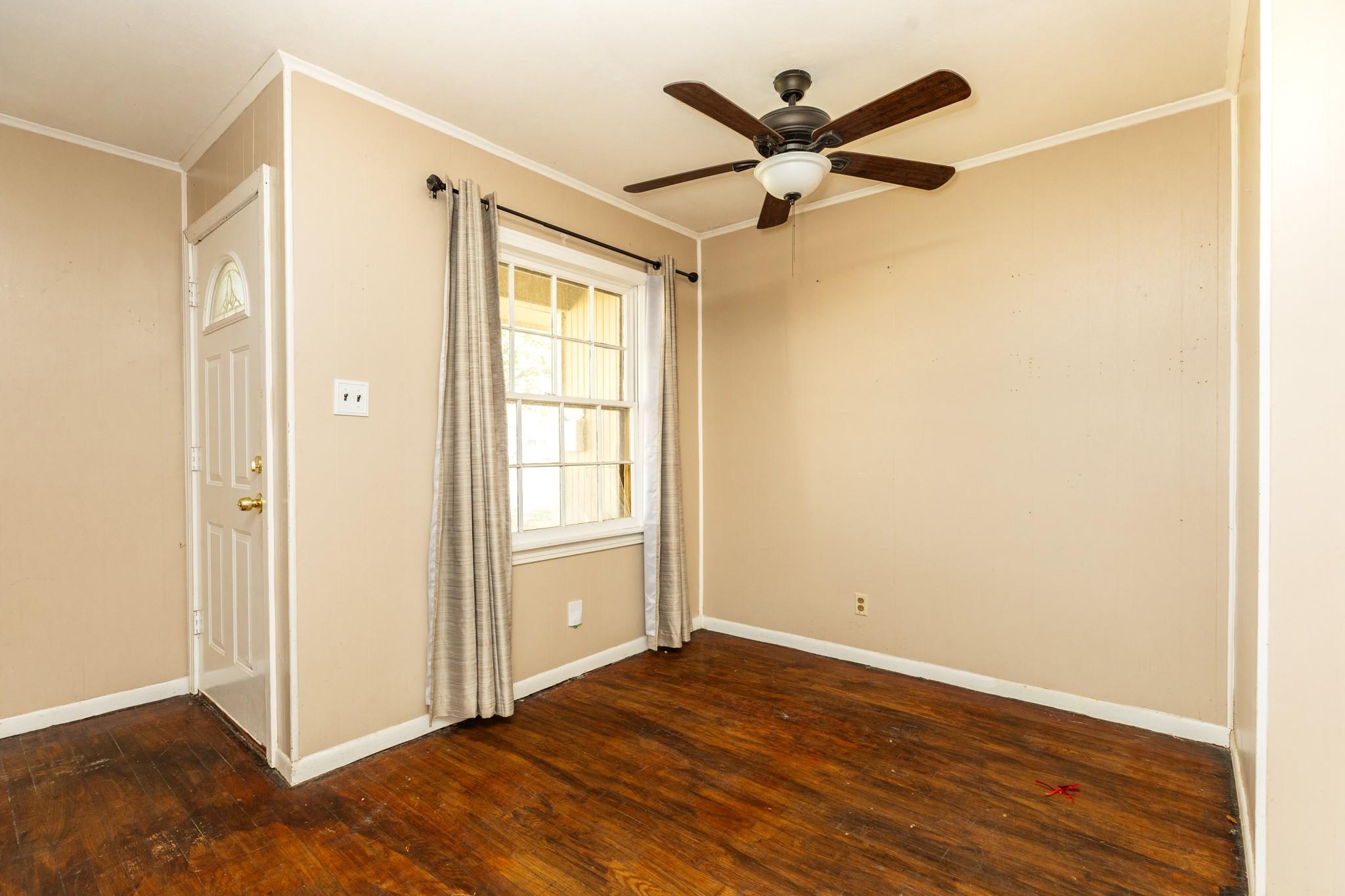 2019 N Avenue H Street N
