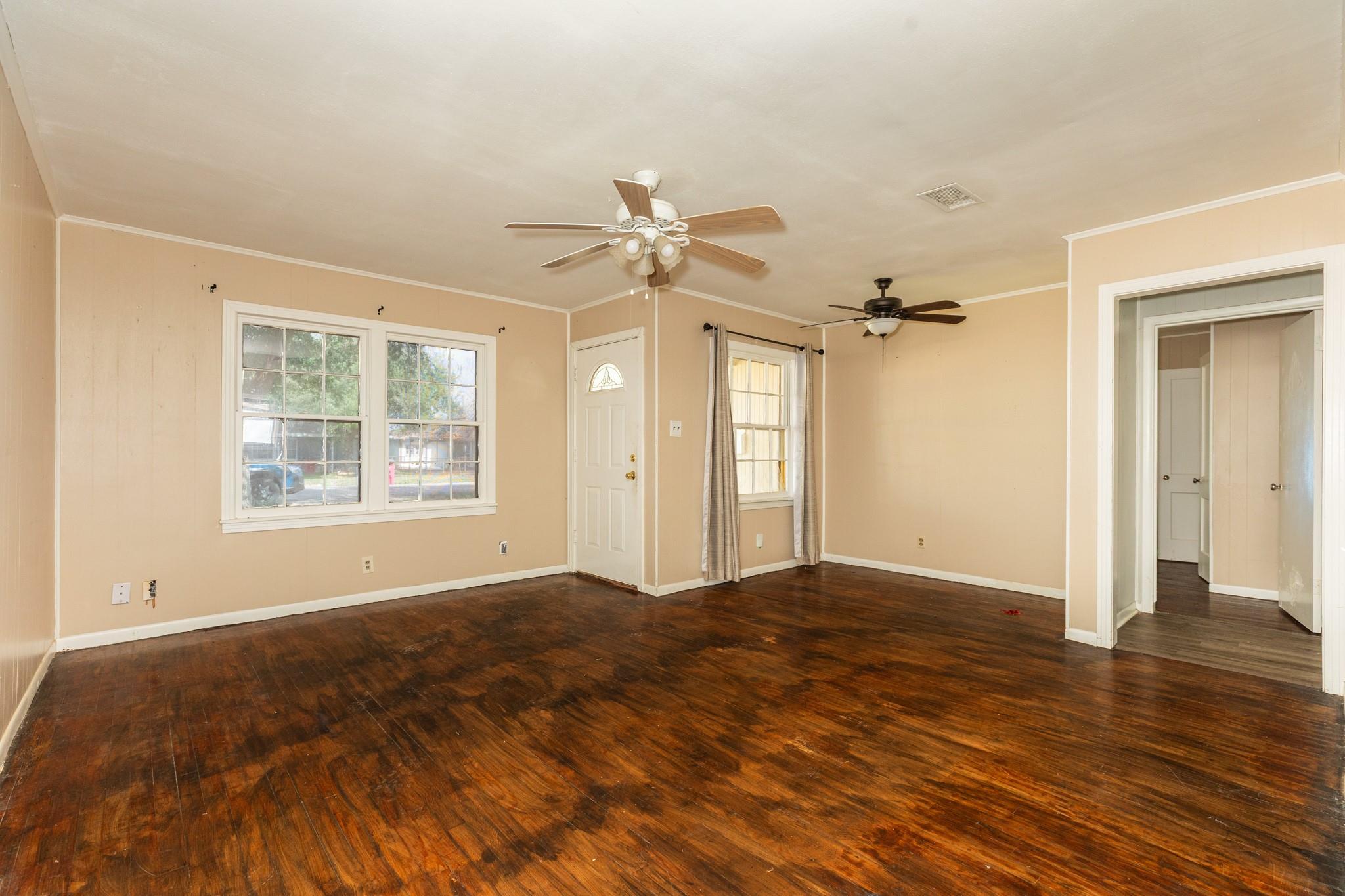 2019 N Avenue H Street N