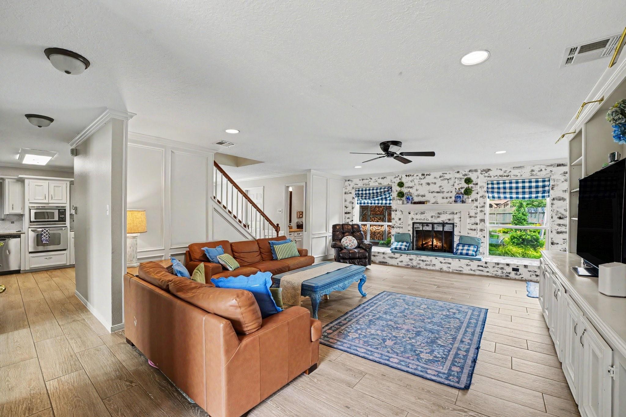 6803 Middlefield Drive