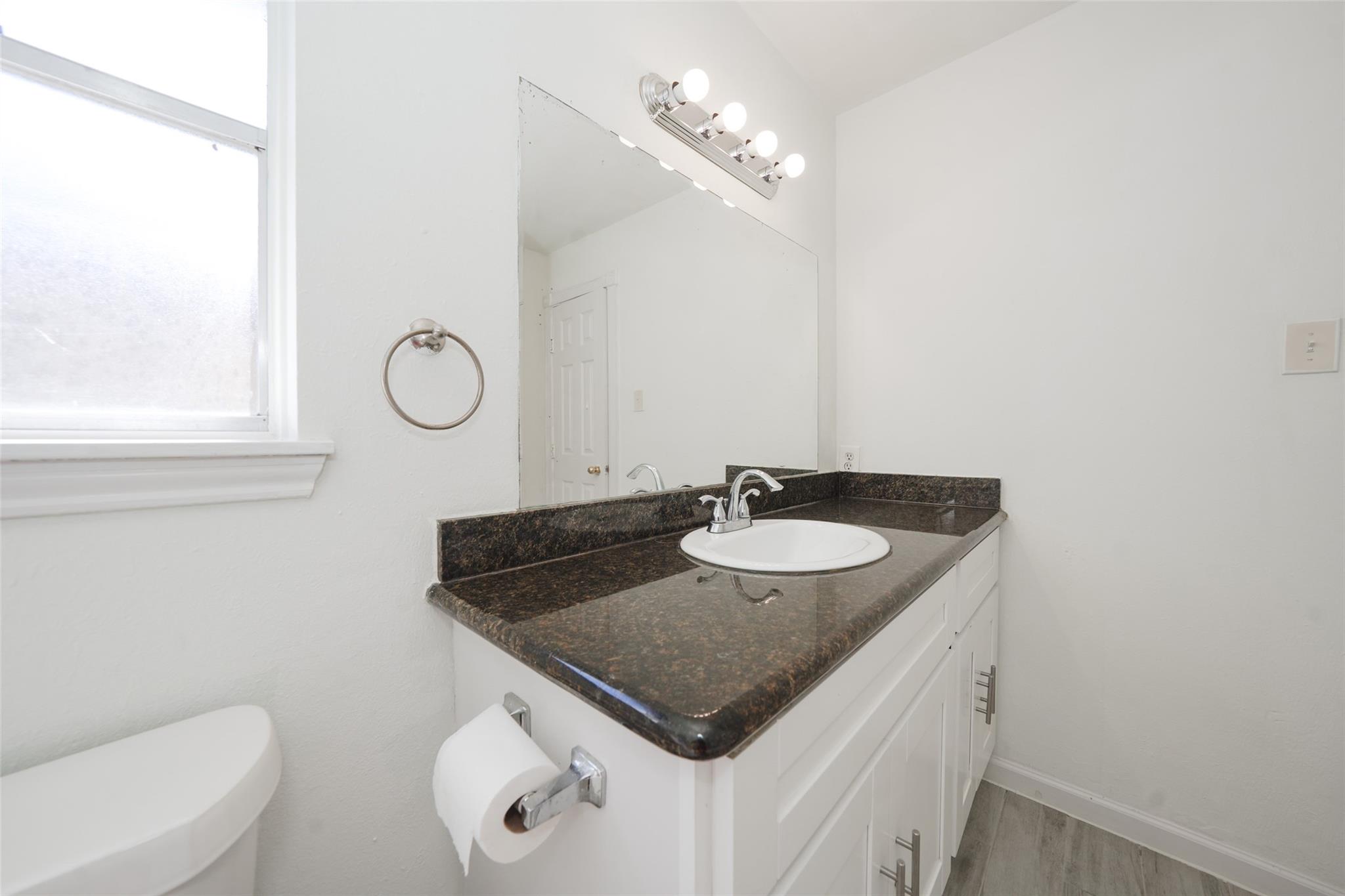 5375 Little John Lane