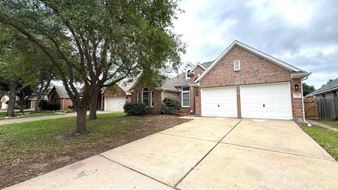 Photo of 7510 Golden Thistle Lane, Cypress, TX 77433 (MLS # 92616611)