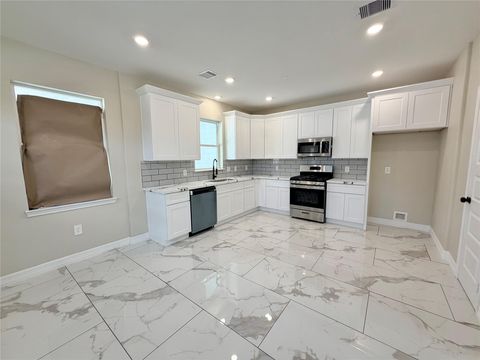 Tiny photo for 9303 Noel Street, Houston, TX 77033 (MLS # 60083597)