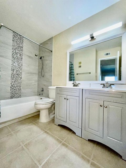 Photo of 3055 Walnut Bend Lane #36, Houston, TX 77042 (MLS # 68281501)