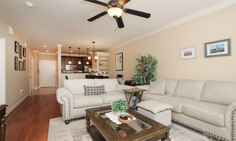Photo of 2203 Dorrington Street #208, Houston, TX 77030 (MLS # 40496872)