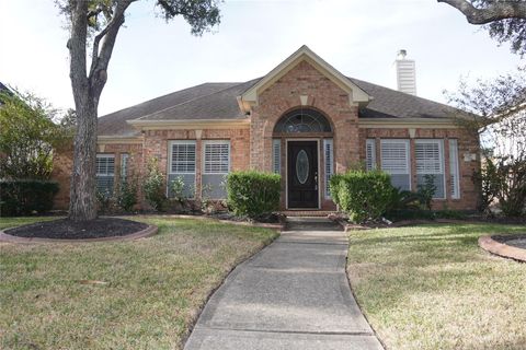 Photo of 13714 Pear Woods Court, Houston, TX 77059 (MLS # 89229148)
