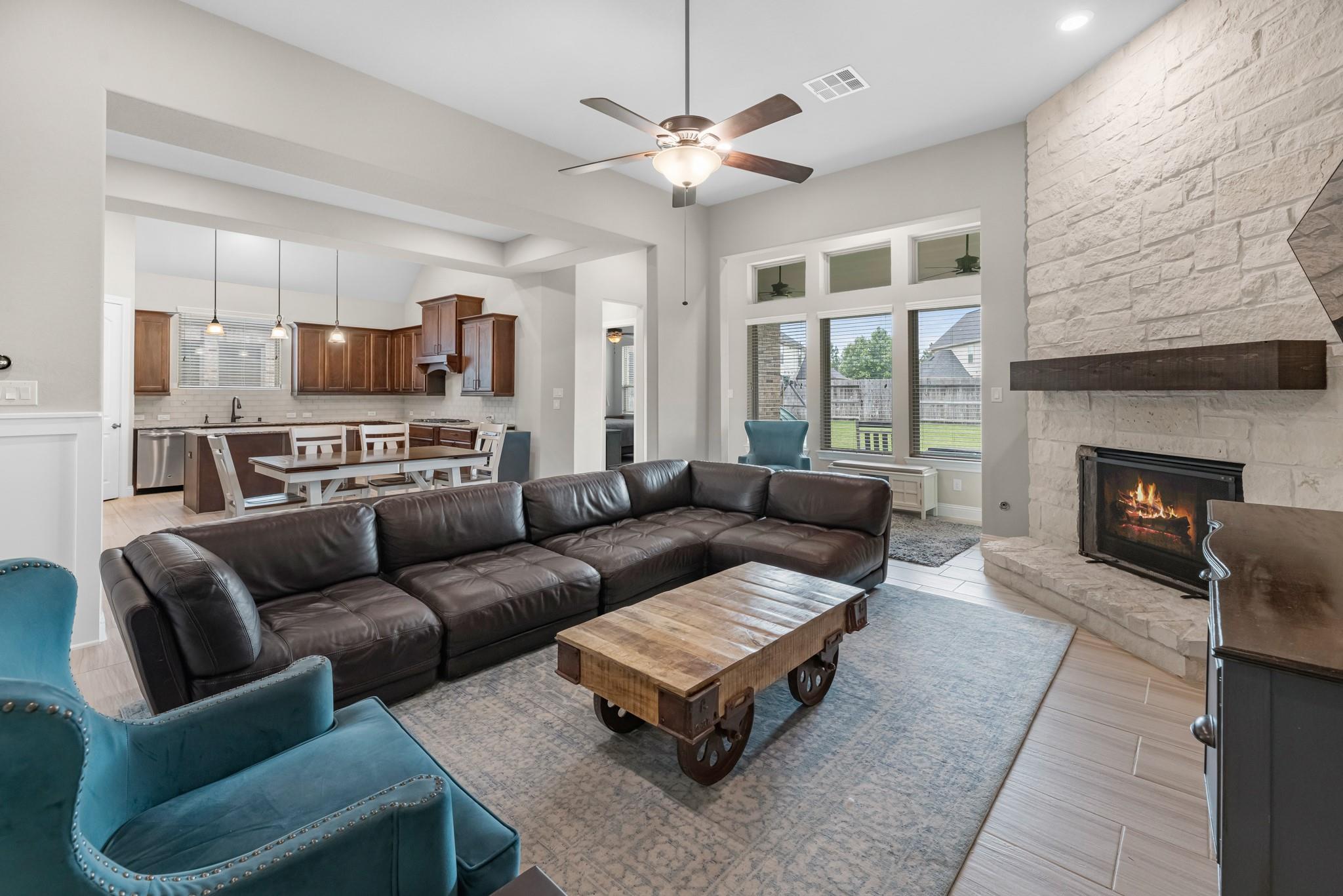 1810 Evergreen Bay Lane