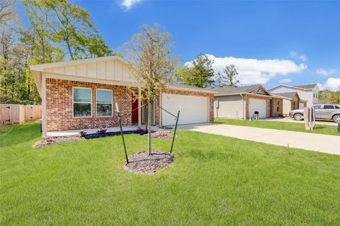 Photo of 10042 Cerritos Drive, Conroe, TX 77306 (MLS # 19461943)