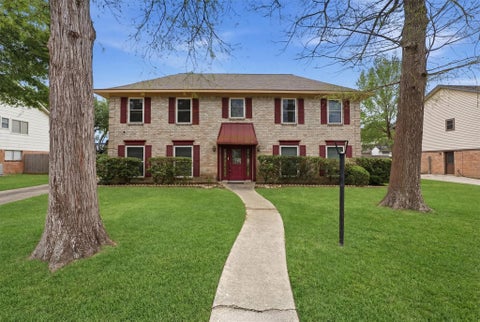 Homes For Rent - 8115 Theisswood Road<br/> Spring, TX 77379