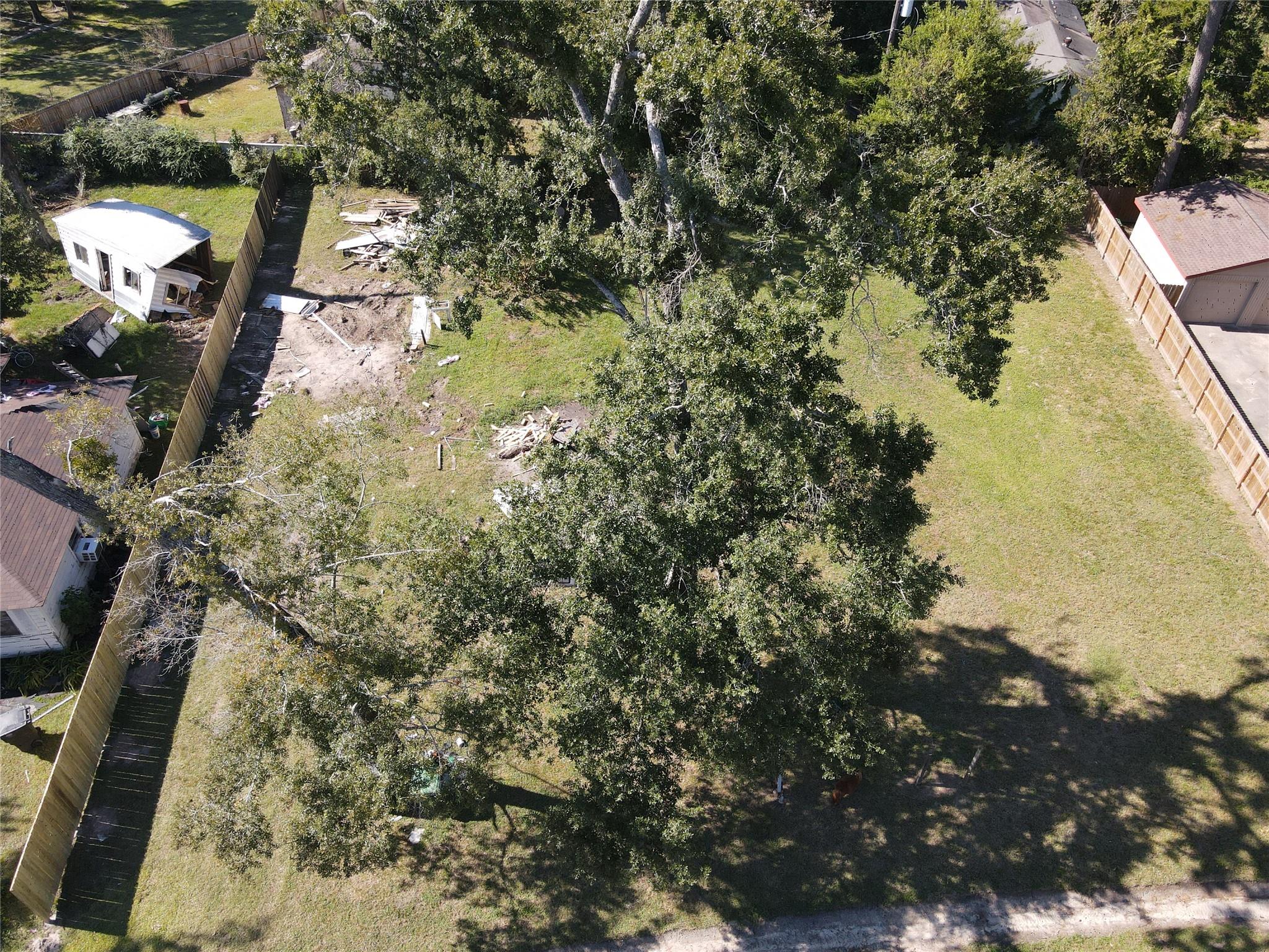 10413 Peachtree Street