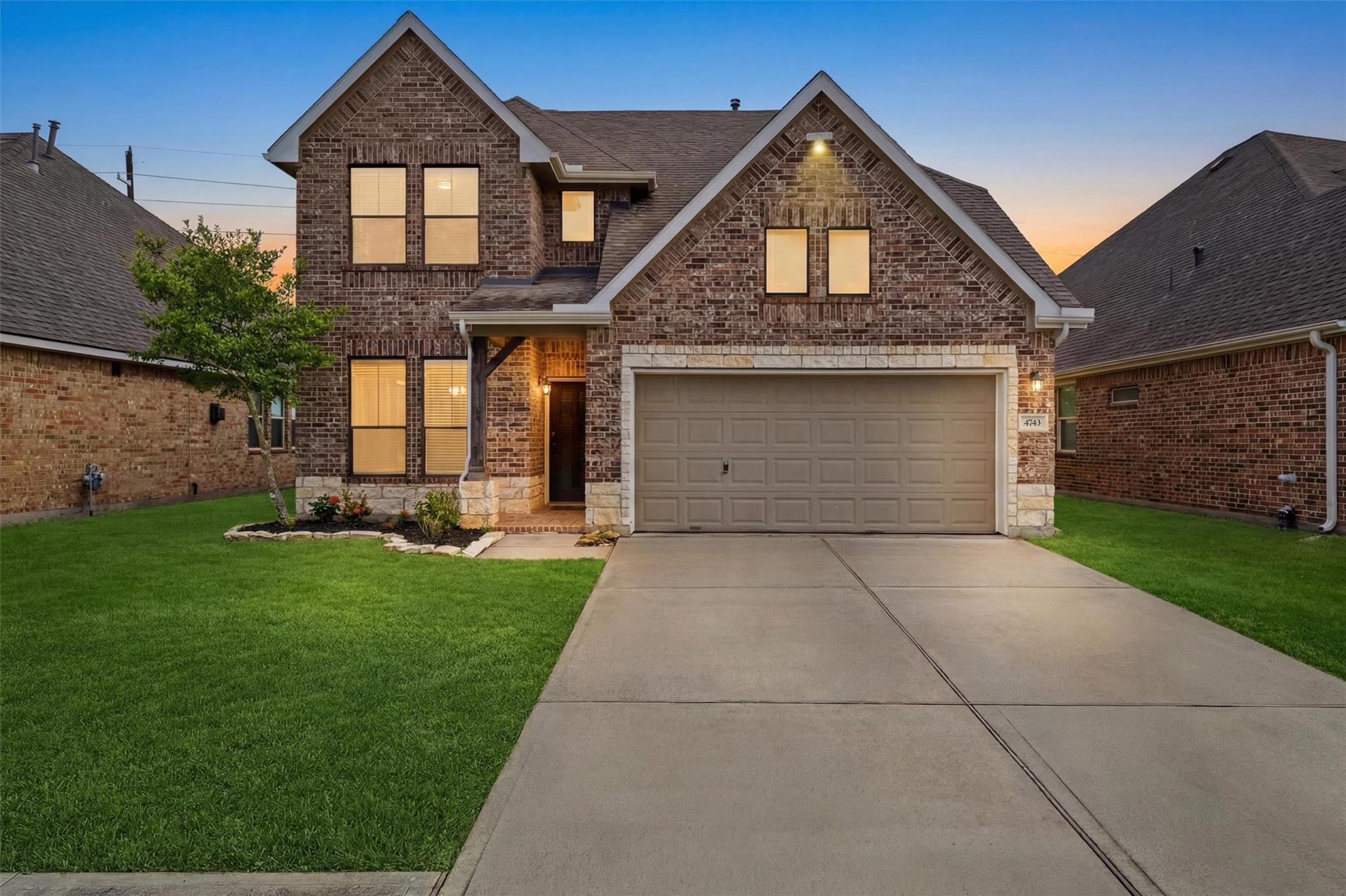 4743 Bay Vista Drive