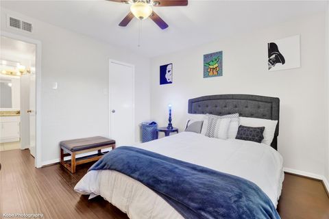 Tiny photo for 2800 Jeanetta Street #1013, Houston, TX 77063 (MLS # 64561529)