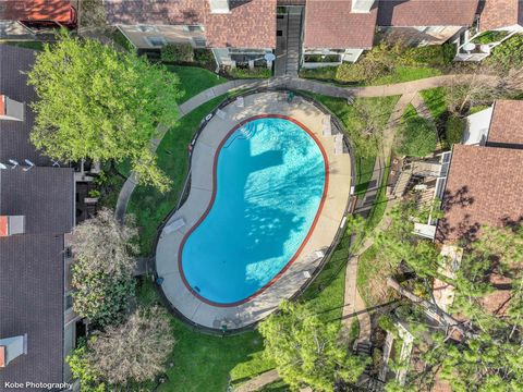 Tiny photo for 2800 Jeanetta Street #1013, Houston, TX 77063 (MLS # 64561529)