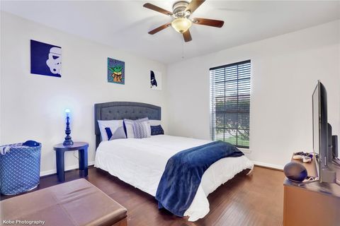 Tiny photo for 2800 Jeanetta Street #1013, Houston, TX 77063 (MLS # 64561529)