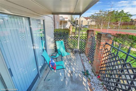 Tiny photo for 2800 Jeanetta Street #1013, Houston, TX 77063 (MLS # 64561529)