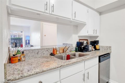 Tiny photo for 2800 Jeanetta Street #1013, Houston, TX 77063 (MLS # 64561529)