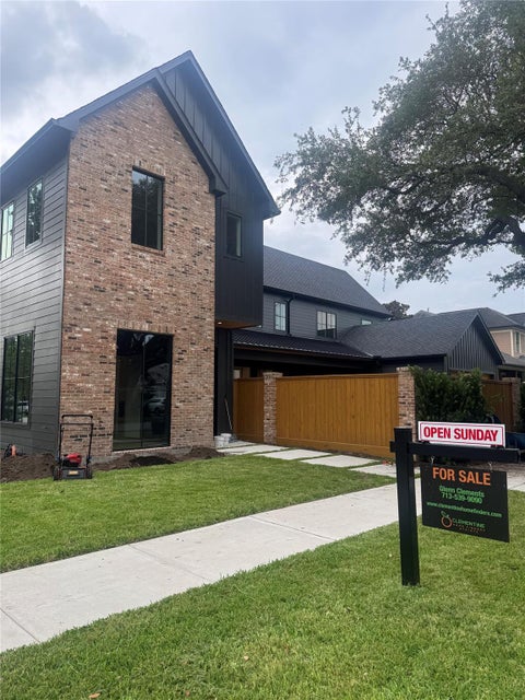 Homes For Sale - 1140 Waverly Street<br/> Houston, TX 77008